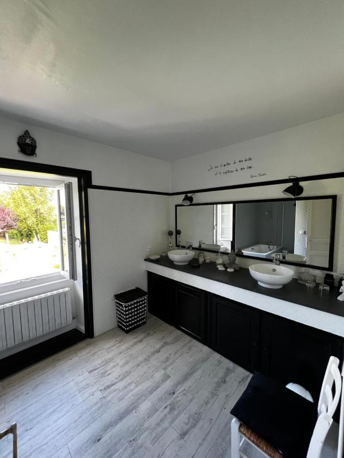 Chambres D'Hotes Dans Maison De Maitre Chaniers Buitenkant foto