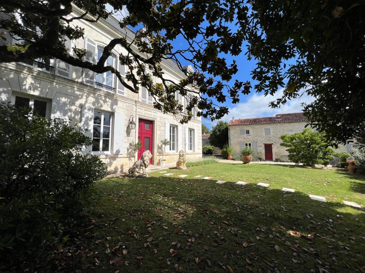 Chambres D'Hotes Dans Maison De Maitre Chaniers Buitenkant foto