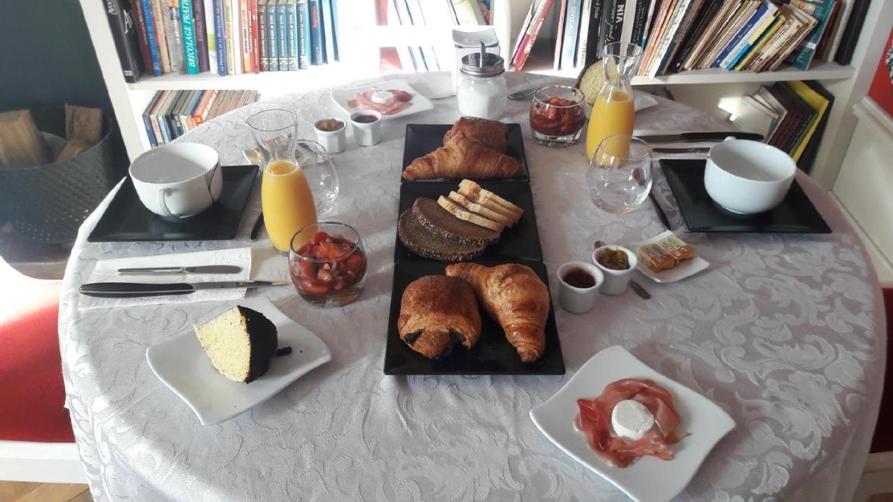 Chambres D'Hotes Dans Maison De Maitre Chaniers Buitenkant foto